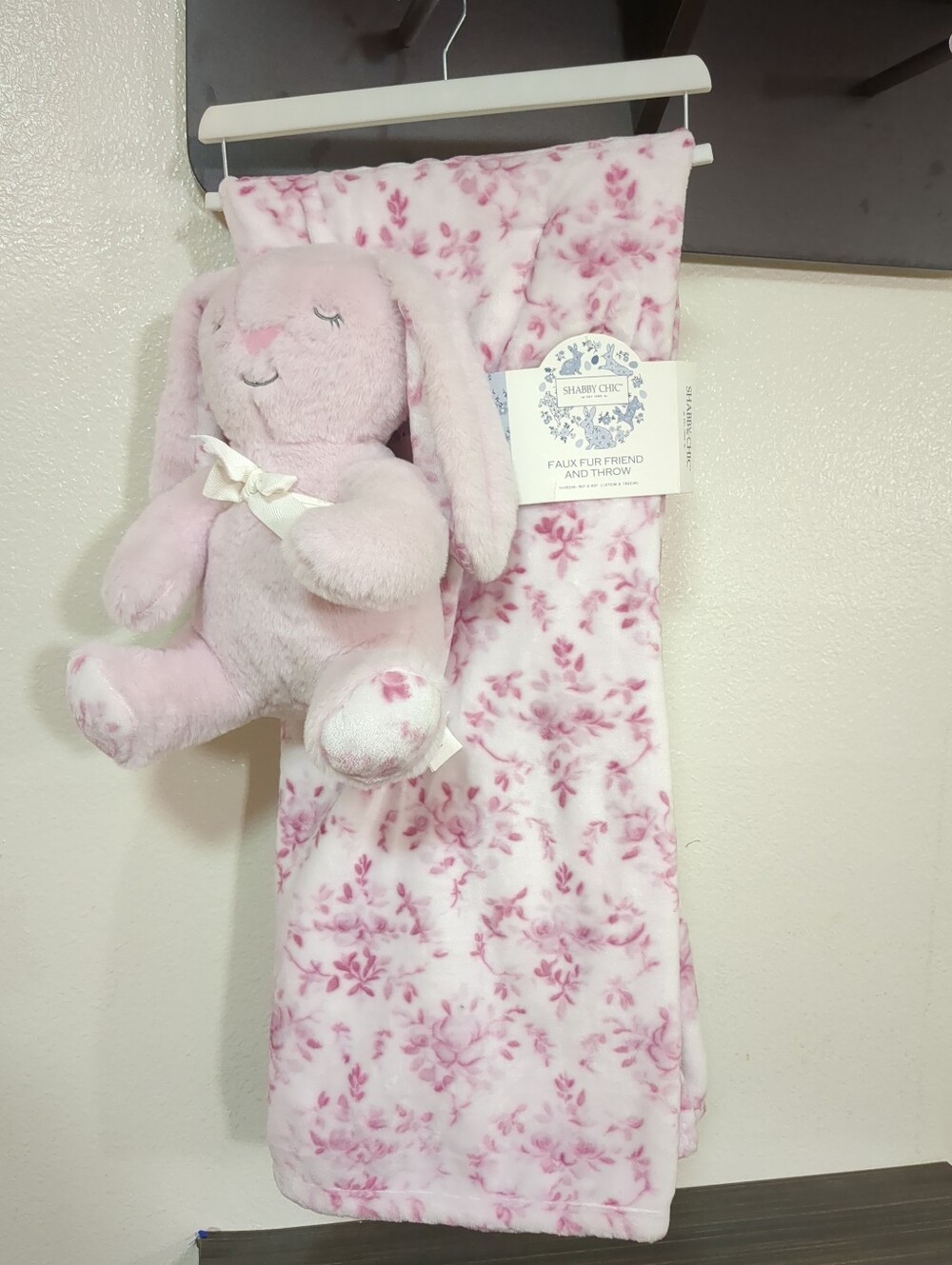 Shabby Chic Pink Floral Plush Throw Blanket 50"x60" NEW/Tag + Bunny Plush